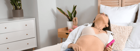 🛏️ ¿Orgasmos más intensos sin almohada? Lo que nadie te cuenta sobre la postura y el placer - Kinkyloov
